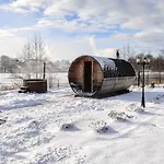 別荘 Nad Samym Jeziorem Sauna Jacuzzi *