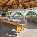 Nad Samym Jeziorem Sauna Jacuzzi * エウク